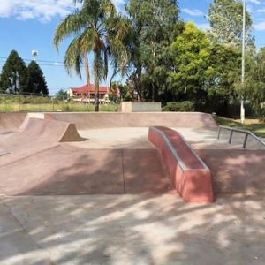 Chinchilla skate park street section