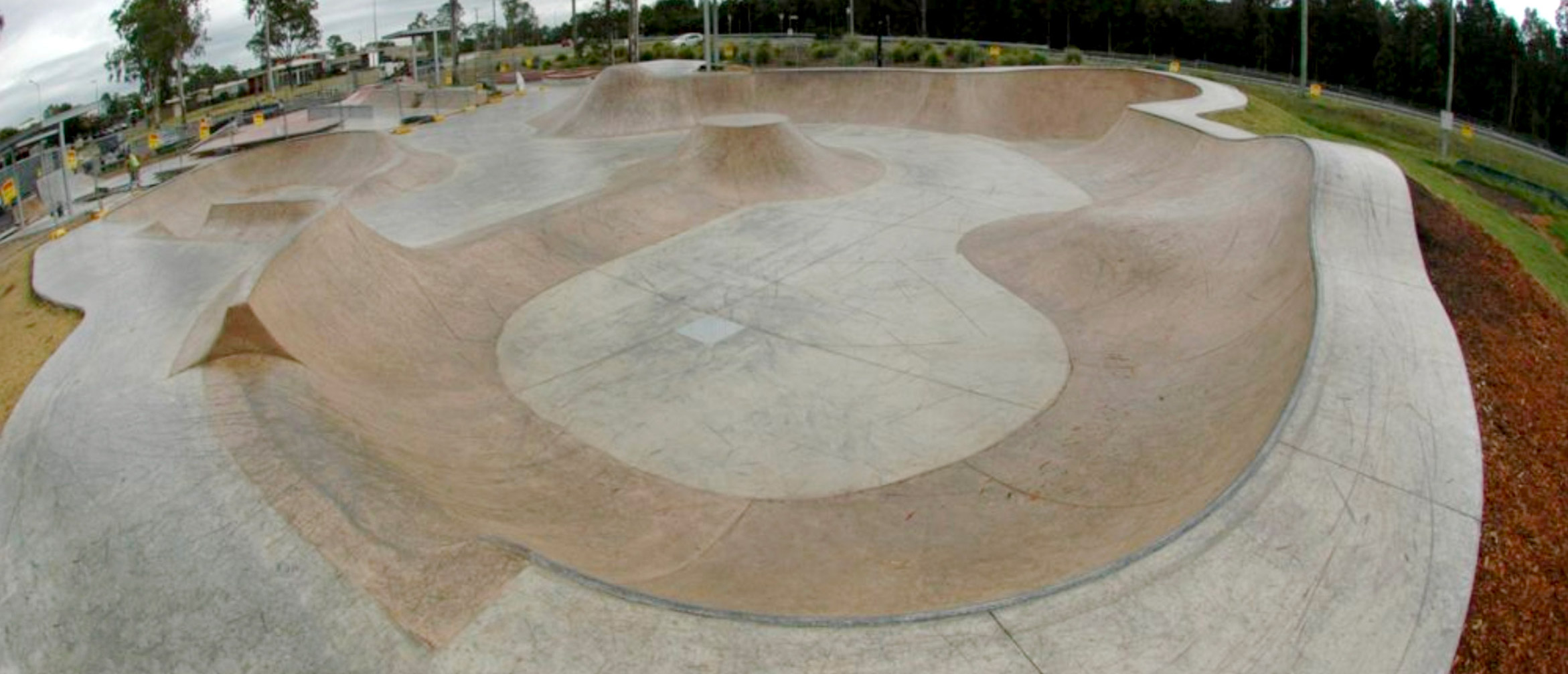 Ormeau skate park transition section, Concrete Skateparks build